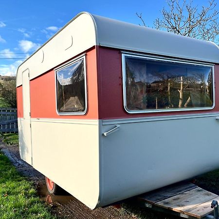 Les Moitiers-d'Allonne Camping Les Ronds Duval Face Aux Iles Anglo-Normandes מראה חיצוני תמונה