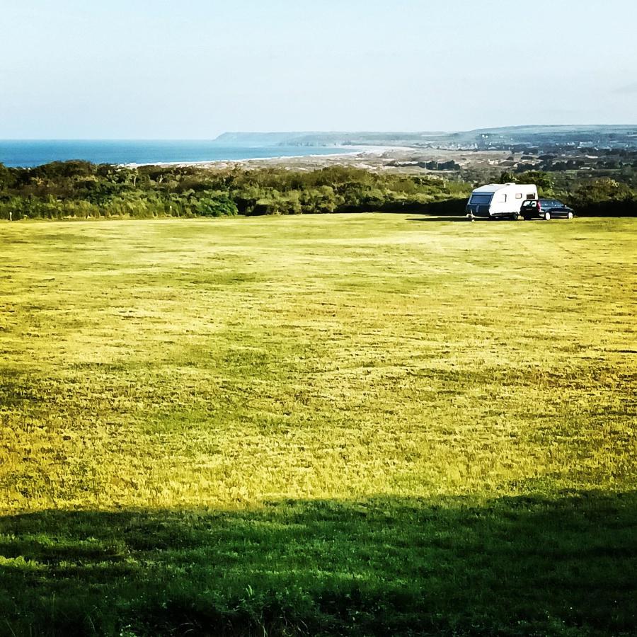 Les Moitiers-d'Allonne Camping Les Ronds Duval Face Aux Iles Anglo-Normandes מראה חיצוני תמונה