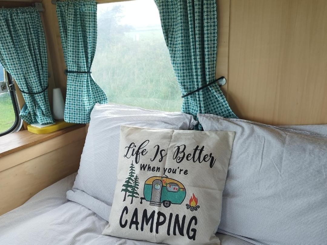 Les Moitiers-d'Allonne Camping Les Ronds Duval Face Aux Iles Anglo-Normandes חדר תמונה