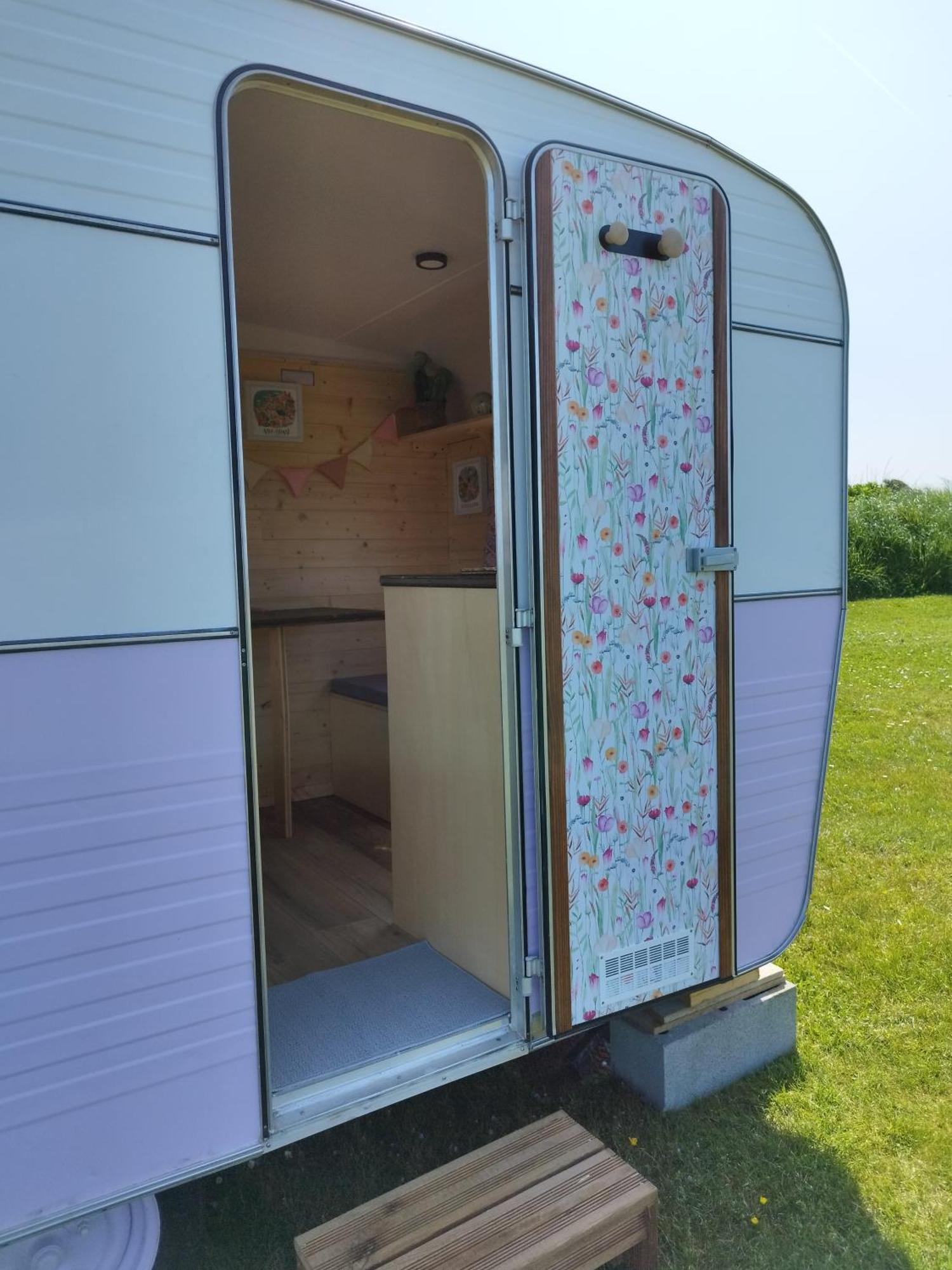 Les Moitiers-d'Allonne Camping Les Ronds Duval Face Aux Iles Anglo-Normandes מראה חיצוני תמונה
